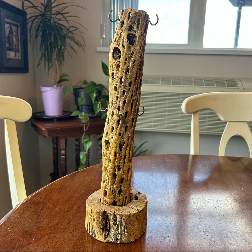 Cholla Wood Decorative Holder 6 Hooks EUC - Picture 4 of 6